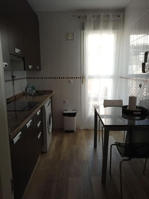 Apartamento Centrico Con Terraza Y Parking Huelva Ngoại thất bức ảnh
