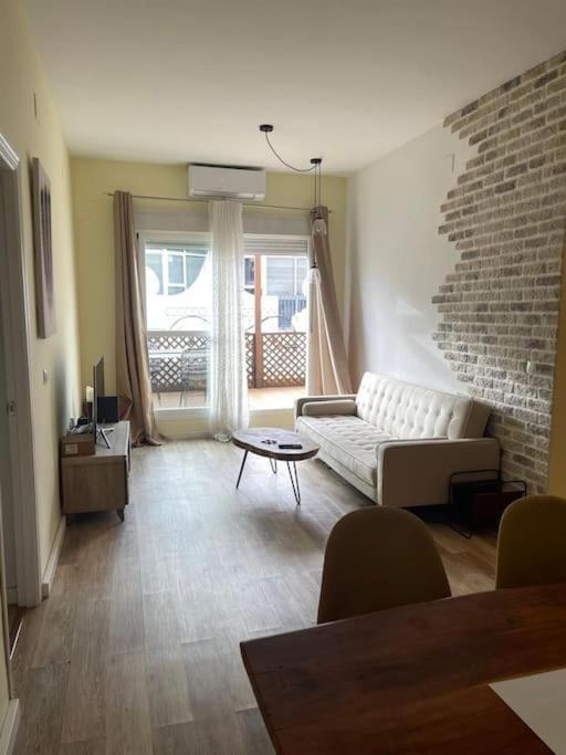 Apartamento Centrico Con Terraza Y Parking Huelva Ngoại thất bức ảnh